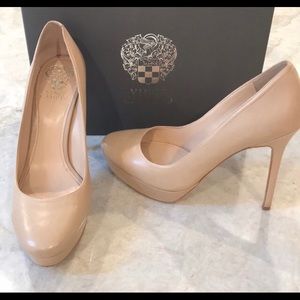Vince Camuto Heels Size 9